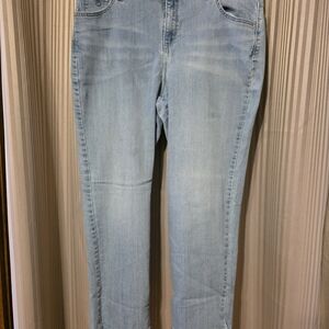 Gloria Vanderbilt Light Wash Ankle Jeans
